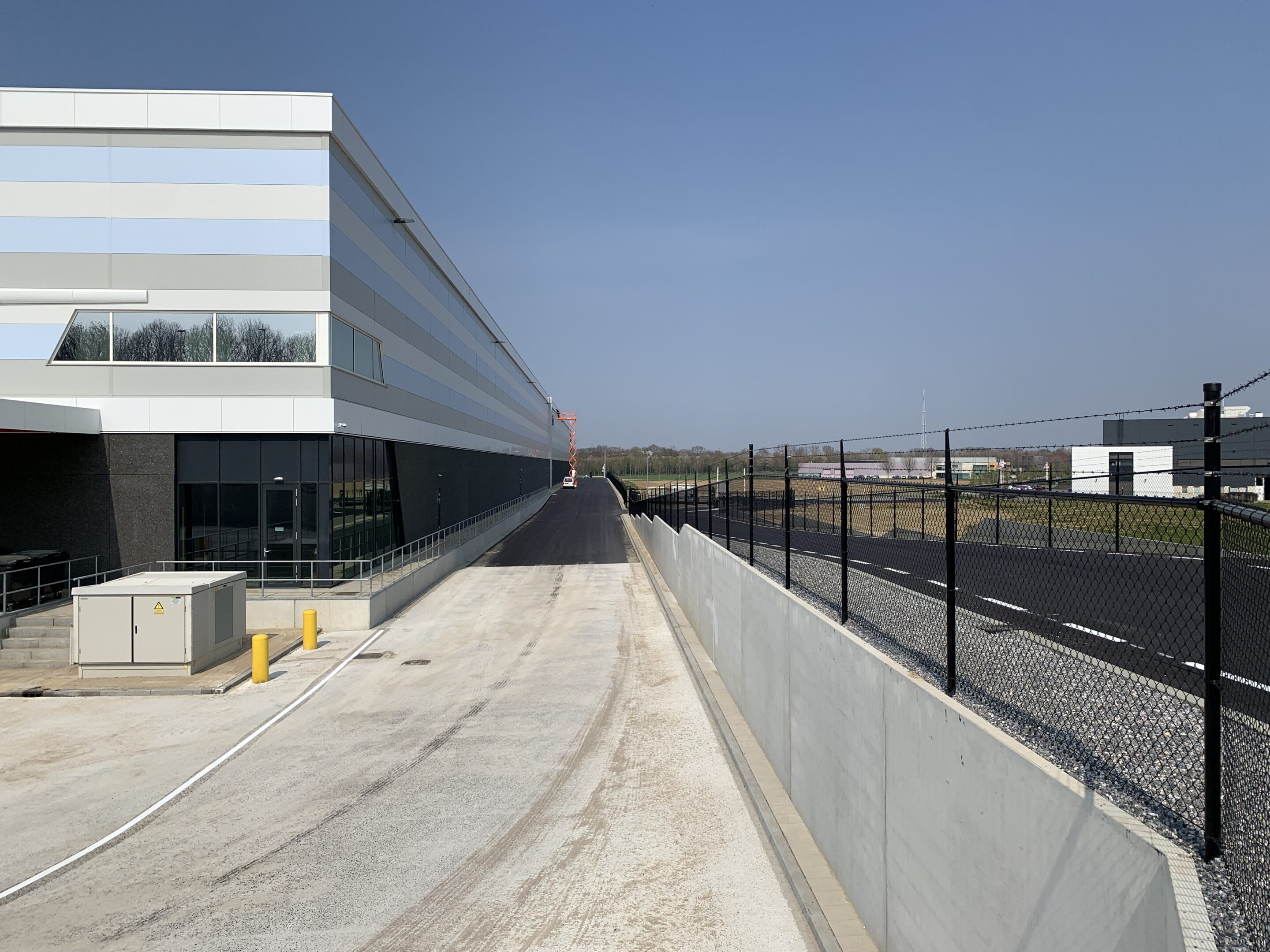 Bosch Beton - Retaining walls used again for Medtronic’s expansion in ...